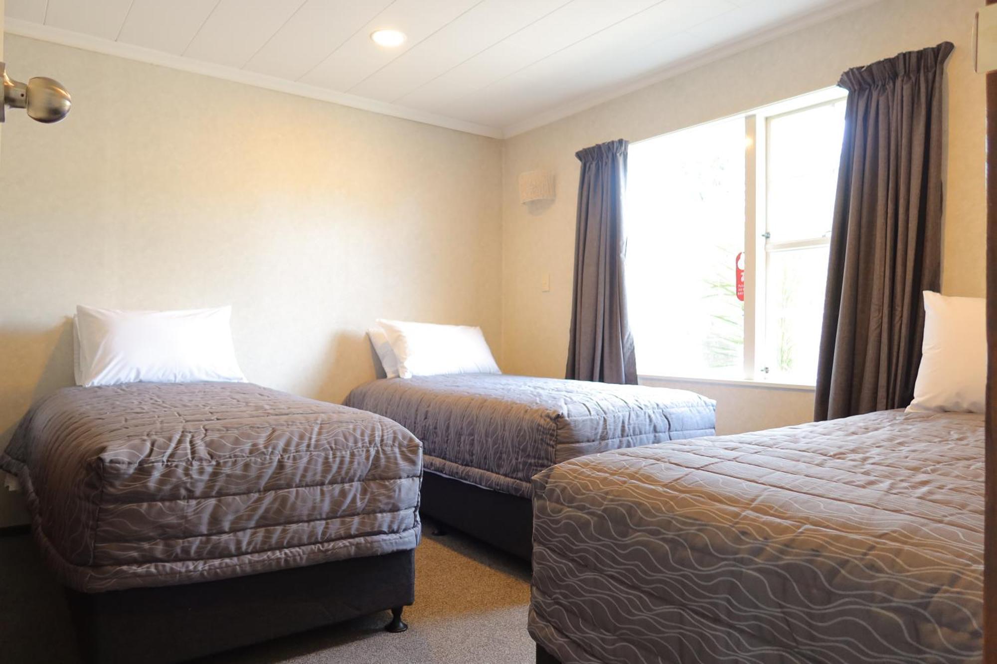 Colonial Motel Invercargill Dış mekan fotoğraf