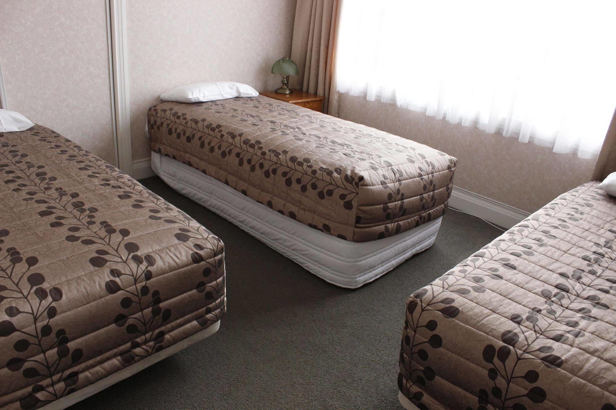 Colonial Motel Invercargill Dış mekan fotoğraf